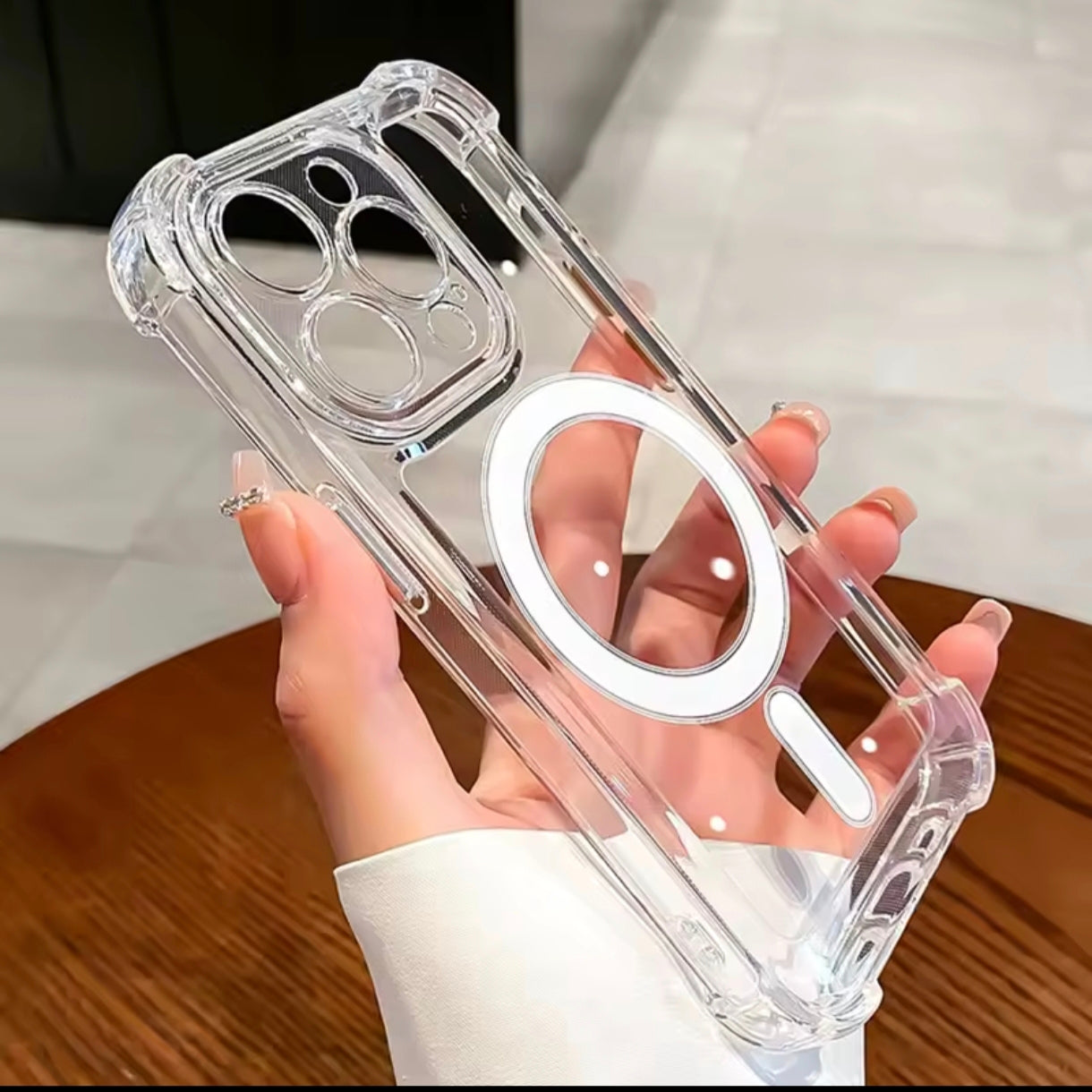 iPhone 14 Pro Max Clear Protective Case – MagSafe Compatible