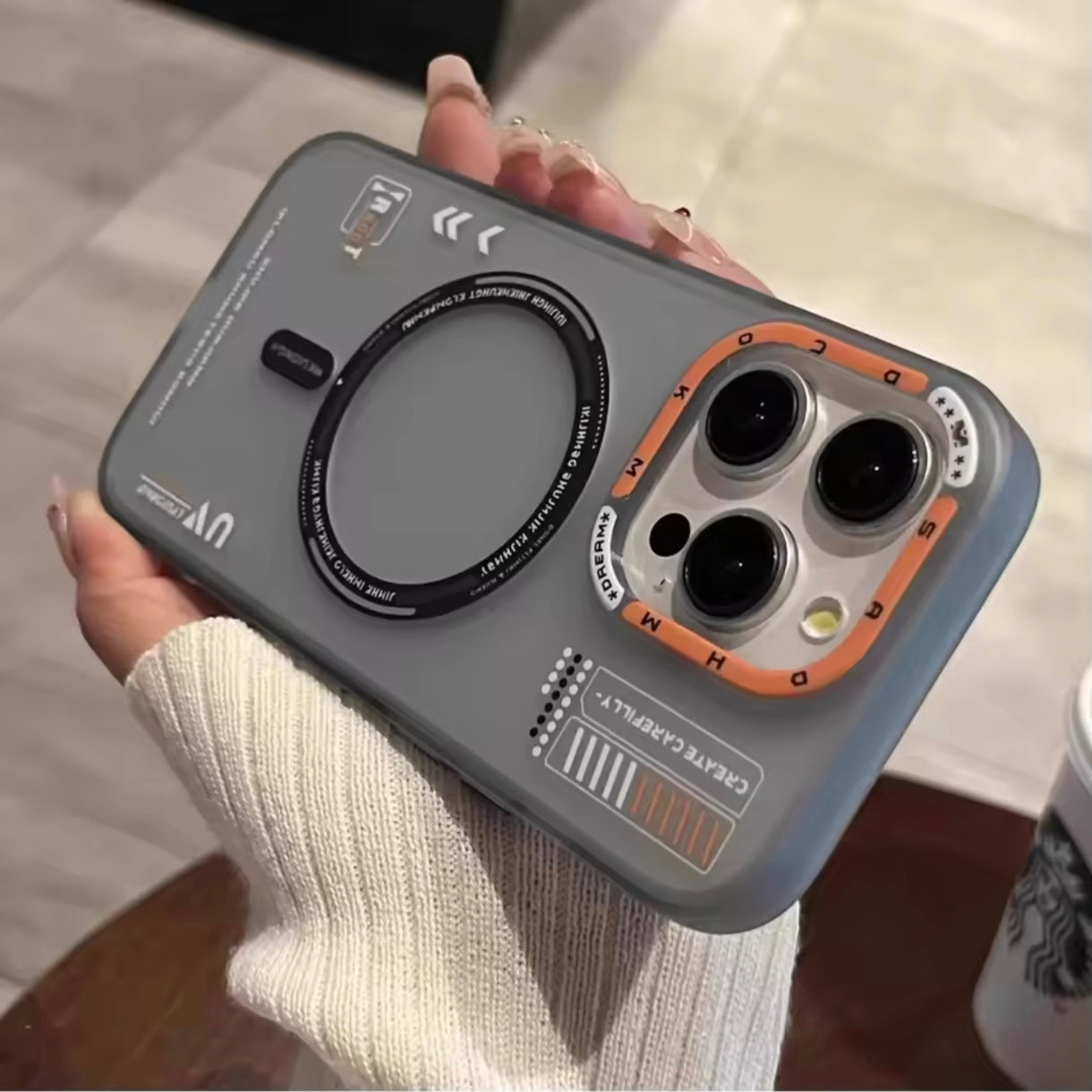 Funda magnética mate para iPhone: fina y protectora 